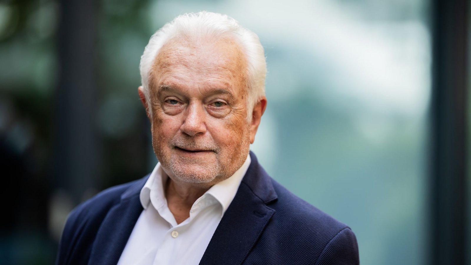 Wolfgang Kubicki will neuer FDP-Chef werden und seine Partei aus der Krise führen. (Archivbild)Foto: Christoph Soeder/dpa Wolfgang Kubicki will neuer FDP-Chef werden und seine Partei aus der Krise führen. (Archivbild)Foto: Christoph Soeder/dpa