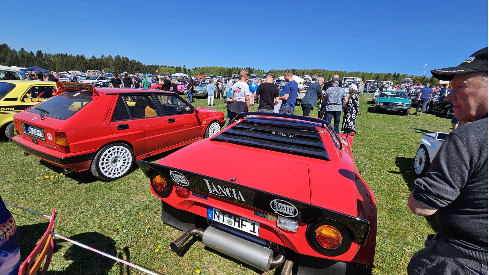 Oldtimer-Fans kamen voll auf ihre Kosten.Foto: Andreas Rosar/Fotoagentur Stuttgart Oldtimer-Fans kamen voll auf ihre Kosten.Foto: Andreas Rosar/Fotoagentur Stuttgart