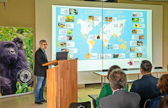 Zoodirektor Thomas Kölpin berichtete 2024 beim Weltartenschutzkongress über das Engagement des  Zoos weltweit. Zoodirektor Thomas Kölpin berichtete im Mai 2024 in der Wilhelma beim Weltartenschutzkongress über das Engagement des Stuttgarter Zoos weltweit.<span class='image-autor'>Foto: Wilhelma</span>
