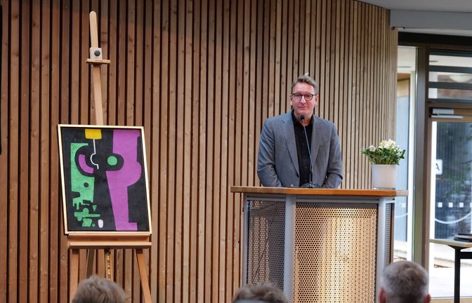 Auktionator Stefan Thiele führt durch die Versteigerung.  <span class='image-autor'>Foto: Marc Benseler</span>