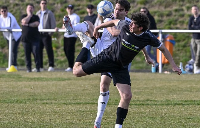 Mit guten Haltungsnoten möchte Finnley Buchenroth (vorne) von der SGM Riexingen am Sonntag glänzen. <span class='image-autor'>Foto: Leitner</span>