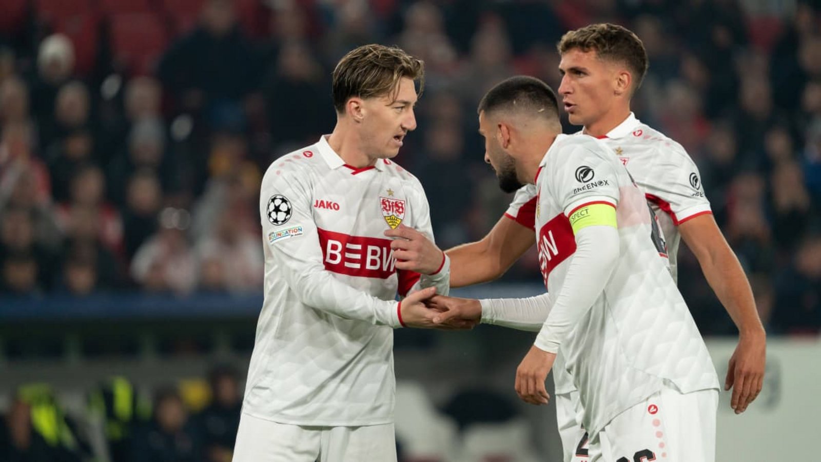Der VfB Stuttgart lieferte gegen Atlético Madrid ein starkes Spiel – und hatte am Ende trotzdem das Gefühl, etwas liegen gelassen zu haben.IMAGO/Eibner-Pressefoto/Edward Cheung Der VfB Stuttgart lieferte gegen Atlético Madrid ein starkes Spiel – und hatte am Ende trotzdem das Gefühl, etwas liegen gelassen zu haben.IMAGO/Eibner-Pressefoto/Edward Cheung