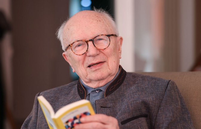 Fernsehjournalist Friedrich Nowottny wird 95 Jahre alt - und sorgt sich um die Zukunft.<span class='image-autor'>Foto: Oliver Berg/dpa</span>
