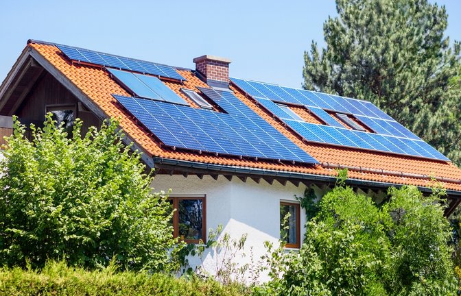 Betreffen die Pläne der Regierung auch alte PV-Anlagen?<span class='image-autor'>Foto: Mariana Serdynska / shutterstock.com</span>