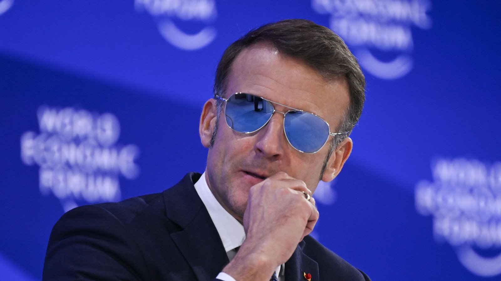Frankreichs Regierungschef Emmanuel Macron nimmt seinen Vorschlag für ein G7-Treffen mit Vertretern Russlands zurück.Foto: IMAGO/Anadolu Agency/IMAGO/Harun Ozalp Frankreichs Regierungschef Emmanuel Macron nimmt seinen Vorschlag für ein G7-Treffen mit Vertretern Russlands zurück.Foto: IMAGO/Anadolu Agency/IMAGO/Harun Ozalp