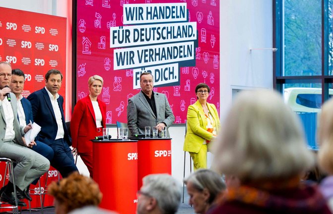 Für die SPD-Spitze entscheidet sich in den kommenden zwei Wochen, ob die Verhandlungen mit der Union erfolgreich waren.<span class='image-autor'>Foto: AFP/MICHAEL MATTHEY</span>