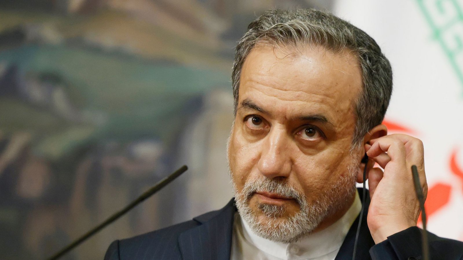 Laut Irans Außenminister Araghtschi ist ein Abkommen zum Greifen nah. (Archivbild)Foto: Tatyana Makeyeva/Pool AFP/dpa