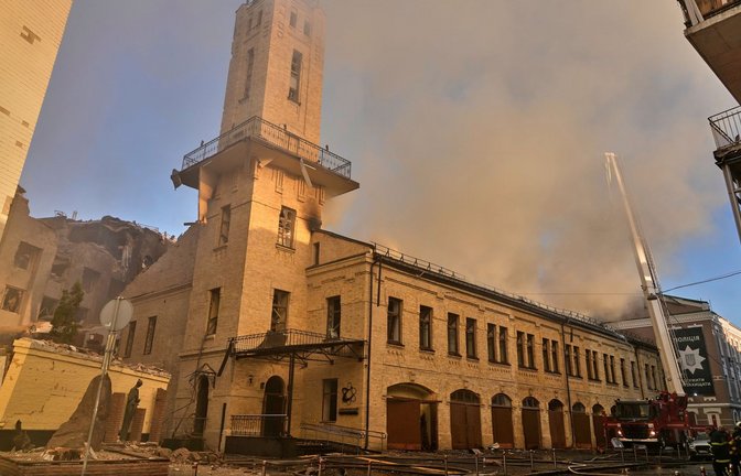 Die Ukraine verteidigt sich mit westlicher Hilfe seit mehr als vier Jahren gegen den russischen Angriffskrieg.<span class='image-autor'>Foto: Efrem Lukatsky/AP/dpa</span>