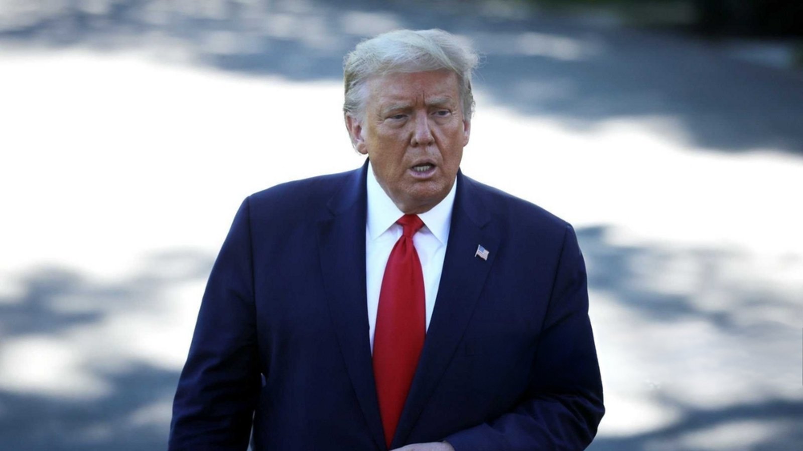 Trumps neues Präsidentenportrait sorgt für Netzreaktionen.Foto: Chip Somodevilla / shutterstock.com Trumps neues Präsidentenportrait sorgt für Netzreaktionen.Foto: Chip Somodevilla / shutterstock.com
