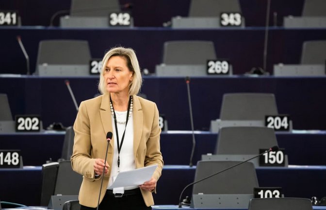 Die CSU-Vizevorsitzende und Europaabgeordnete Angelika Niebler kandidiert nach der Debatte um Betrugsvorwürfe nicht erneut für den Co-Vorsitz der CDU/CSU-Gruppe im EU‑Parlament (Archivfoto).<span class='image-autor'>Philipp von Ditfurth/dpa</span>