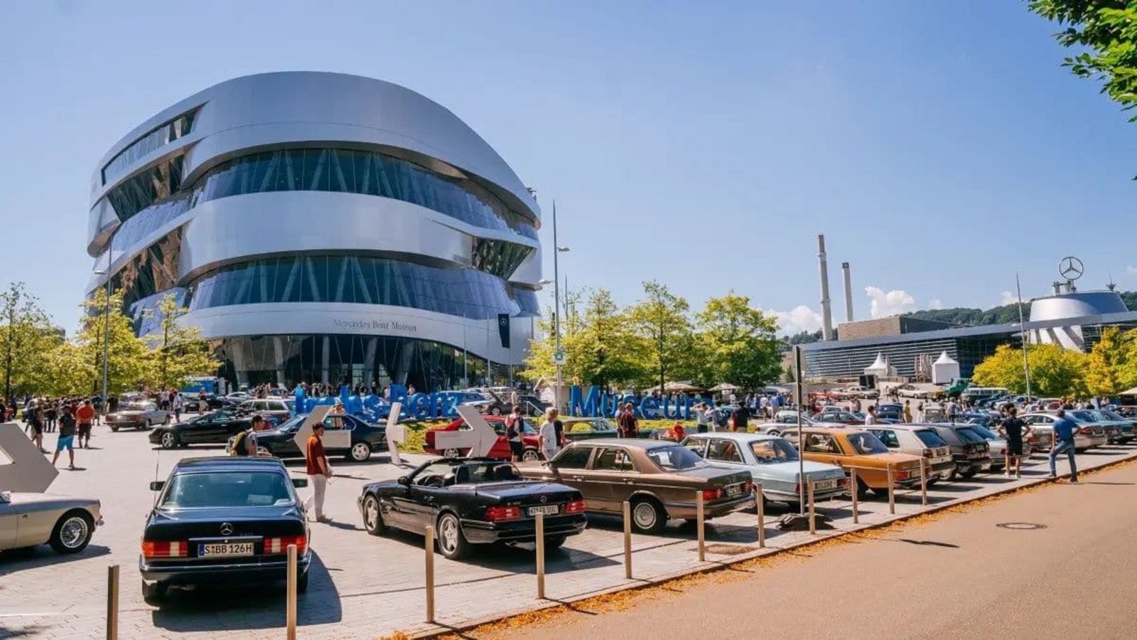 In der Sommersaison hat das Mercedes-Freiluftmuseum jeden Sonntag geöffnet.Mercedes-Benz AG