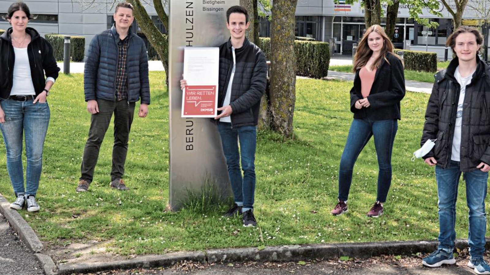 Schüler der SMV des BSZ-Bietigheim-Bissingen (von links): Ronja Stromsky, Artur Stuhlberg, Steffen Lorenz, Julia Karl und Manuel Gutscher. Foto: p Schüler der SMV des BSZ-Bietigheim-Bissingen (von links): Ronja Stromsky, Artur Stuhlberg, Steffen Lorenz, Julia Karl und Manuel Gutscher. Foto: p