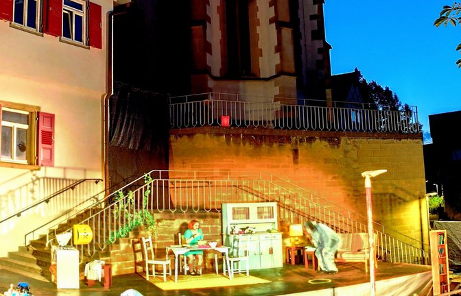 Open-Air-Bühne an der Eberdinger Kirche. <span class='image-autor'>Foto: p</span>