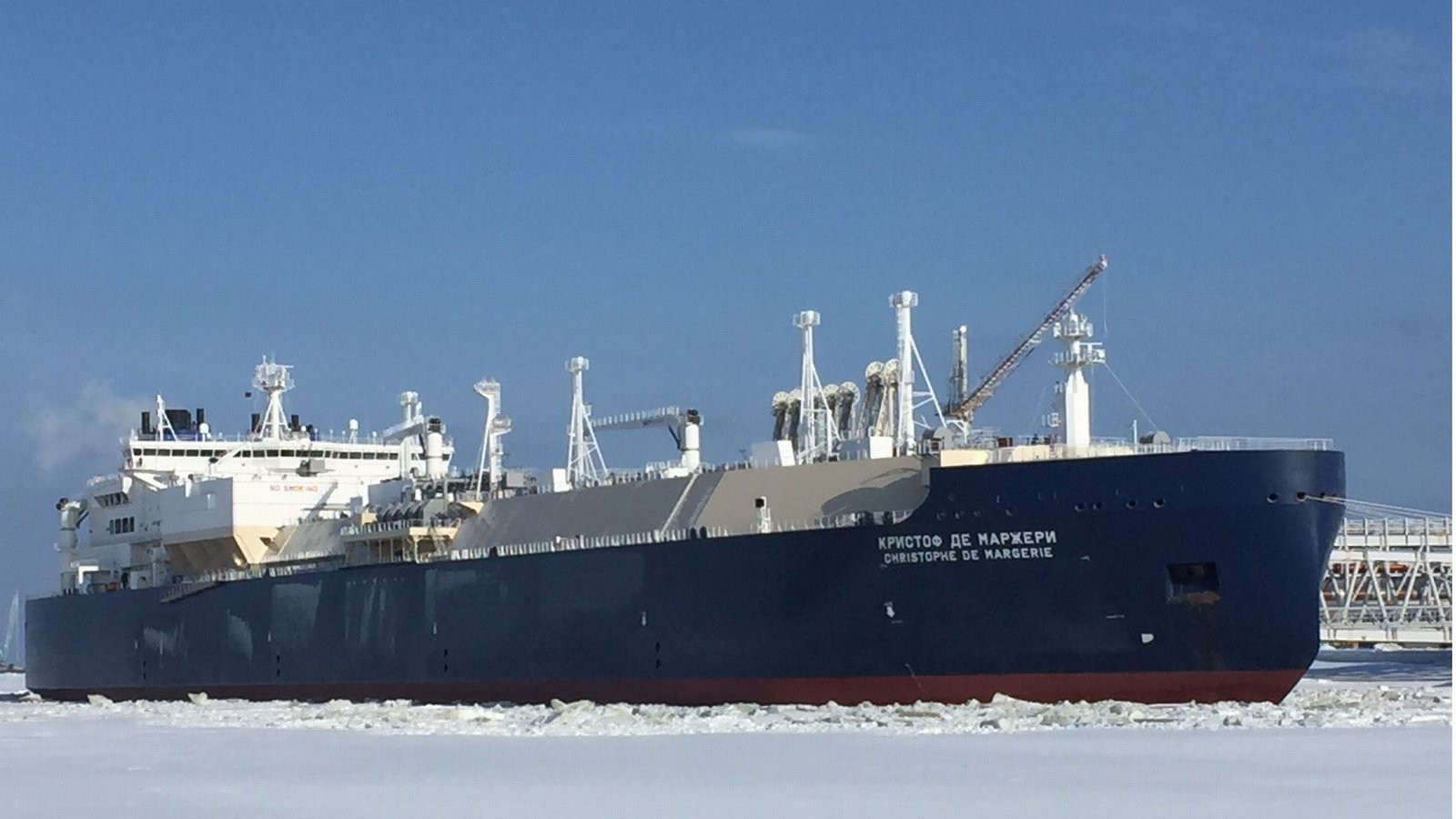 Solche russischen LNG-Tanker sollen nach dem Willen der EU-Kommission in Zukunft ihr Gas nicht mehr in Europa umladen dürfen.Foto: dpa/Friedemann Kohler Solche russischen LNG-Tanker sollen nach dem Willen der EU-Kommission in Zukunft ihr Gas nicht mehr in Europa umladen dürfen.Foto: dpa/Friedemann Kohler