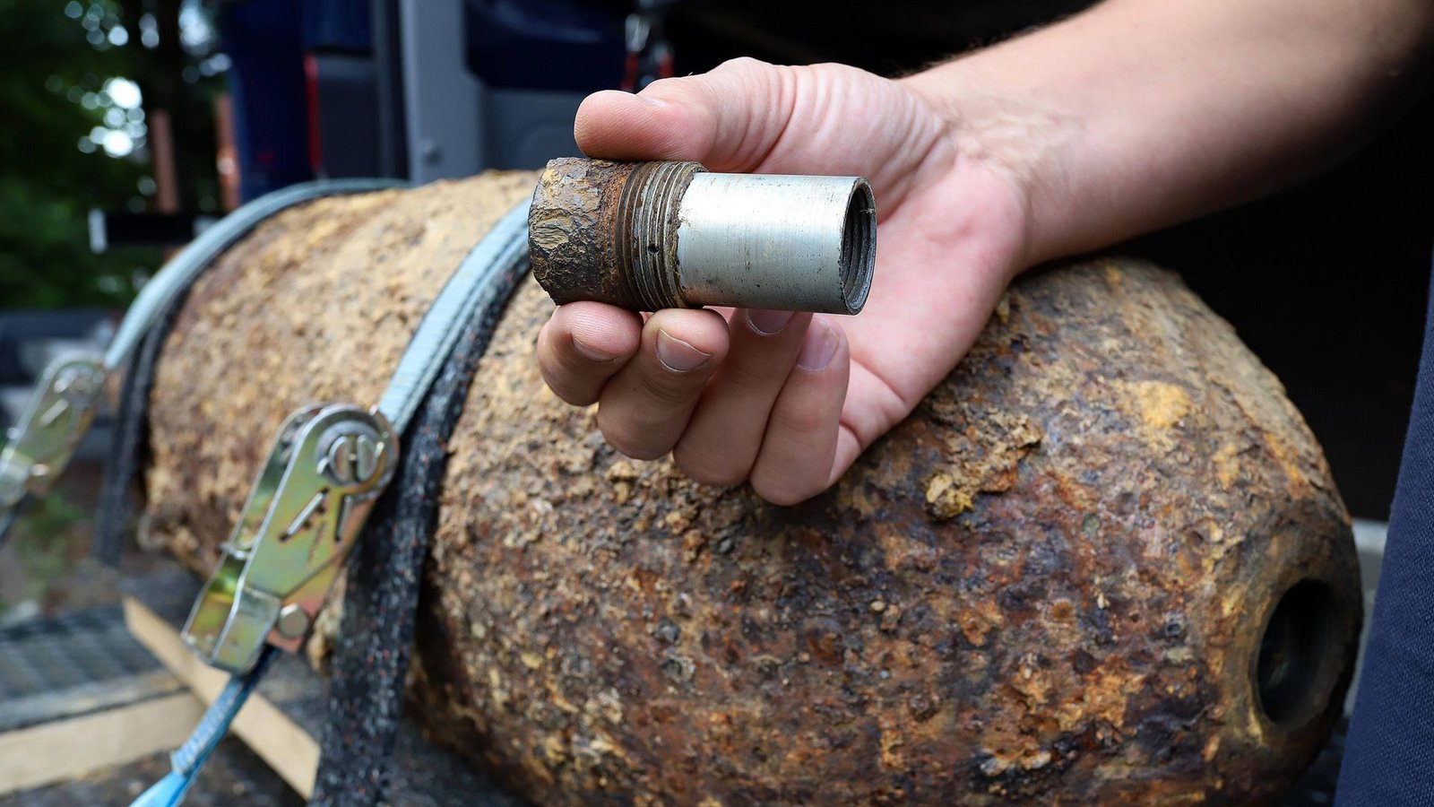 Der Kampfmittelbeseitigungsdienst muss immer wieder Bomben entschärfen und vernichten.Foto: imago//Rene Traut Der Kampfmittelbeseitigungsdienst muss immer wieder Bomben entschärfen und vernichten.Foto: imago//Rene Traut