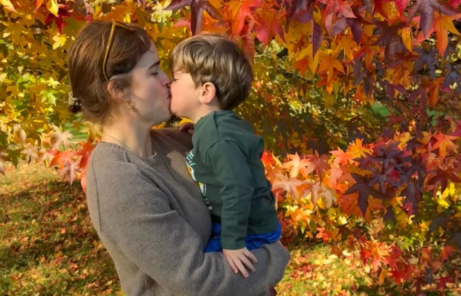 Prinzessin Eugenie mit ihrem Sohn Ernest.<span class='image-autor'>Foto: instagram.com/princesseugenie</span>