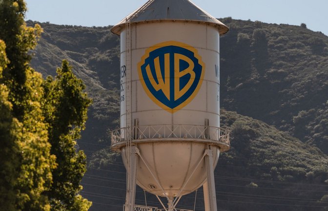 Um das Hollywood-Urgestein Warner Brothers ist eine Bieterschlacht entbrannt. (Archivbild)<span class='image-autor'>Foto: Jae C. Hong/AP/dpa</span>