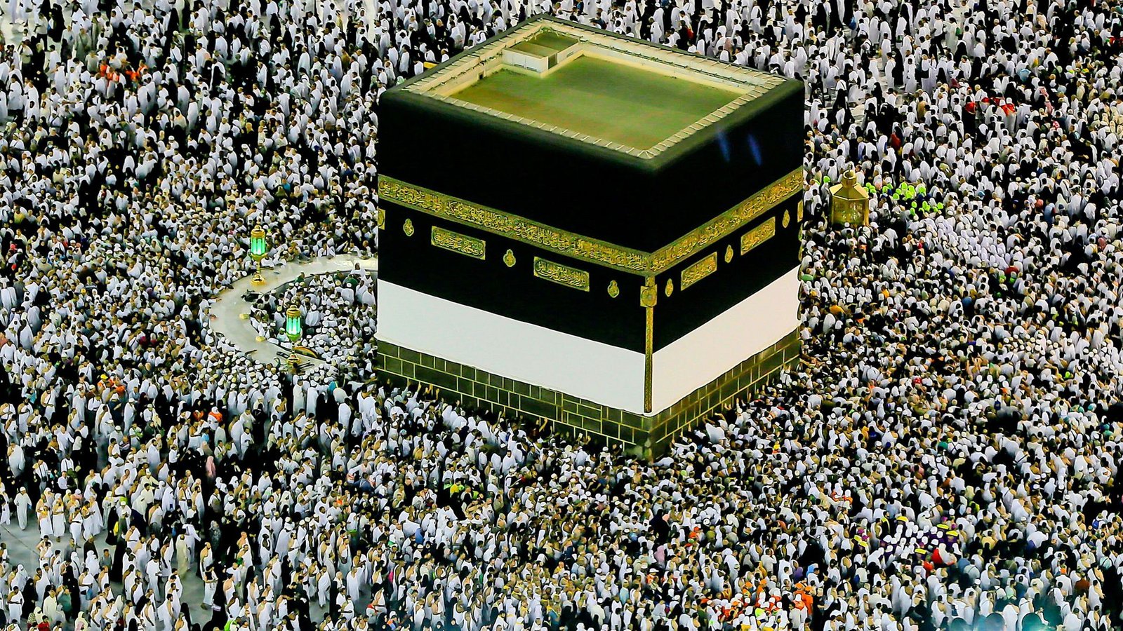 Zigtausende Pilger umrunden bei der Hadsch das Heiligtum Kaaba in MekkaFoto: dpa/Dar Yasin Zigtausende Pilger umrunden bei der Hadsch das Heiligtum Kaaba in MekkaFoto: dpa/Dar Yasin