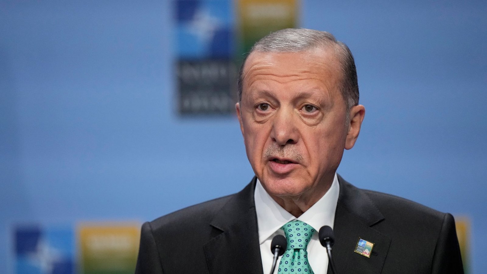 Der türkische Präsident Recep Tayyip Erdogan friert laut einem Bericht den Handel mit Israel ein.Foto: Pavel Golovkin/AP/dpa
