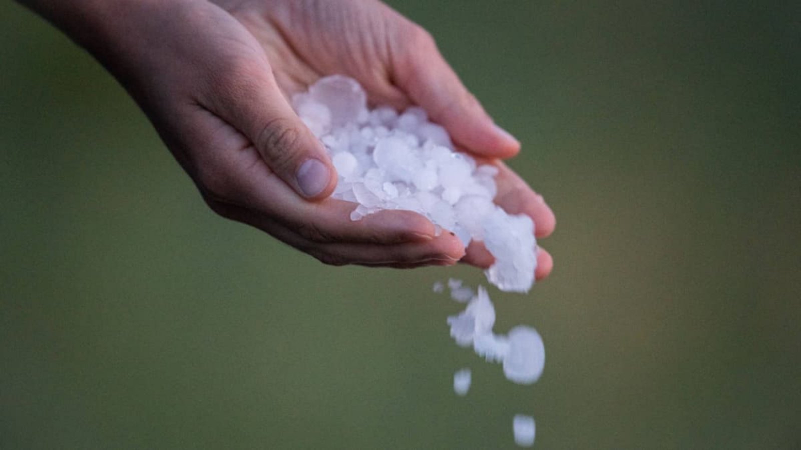 Norditalien ist von schweren Unwettern heimgesucht worden. Der Hagel führte zu massiven Schäden.Imago/NurPhoto Norditalien ist von schweren Unwettern heimgesucht worden. Der Hagel führte zu massiven Schäden.Imago/NurPhoto