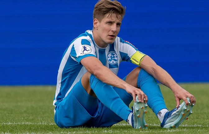 Enttäuscht: Kickers-Kapitän Nico Blank.<span class='image-autor'>Foto: IMAGO/Eibner</span>