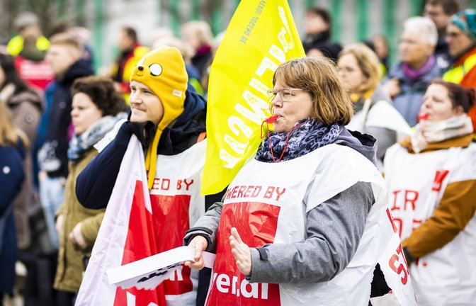 In diesen Wochen gibt es für Verdi-Mitglieder zahlreiche Gelegenheiten zum offenen Protest.<span class='image-autor'>Foto: dpa/Moritz Frankenberg</span>