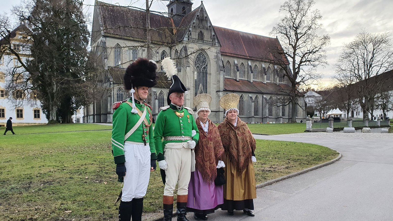Darsteller des historischen Grenadiercorps 1820 waren aus Villingen angereist.Foto: red/Wein Darsteller des historischen Grenadiercorps 1820 waren aus Villingen angereist.Foto: red/Wein