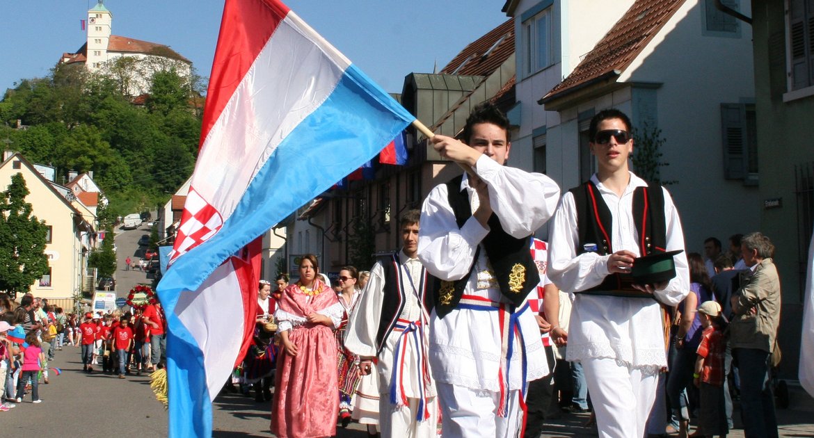 Fahne Festzug Maientag 2010