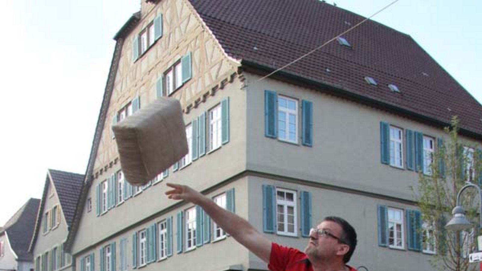 Zeitungspacken-Stossen__57_