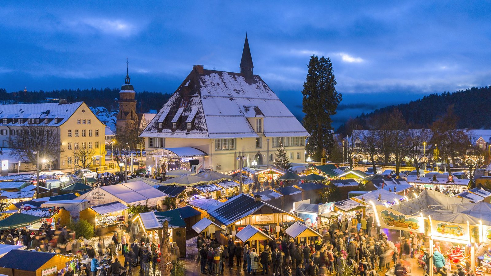 Der oberen Marktplatz des Kurortes Freudenstadt ist der größte umbaute Marktplatz des Landes.Foto: Stadt FreudenstadtHeike Butschkus Der oberen Marktplatz des Kurortes Freudenstadt ist der größte umbaute Marktplatz des Landes.Foto: Stadt FreudenstadtHeike Butschkus