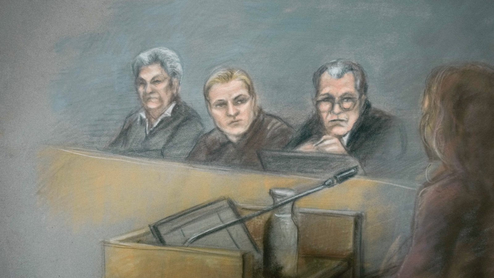 Eine Gerichtszeichnung zeigt den Angeklagten Marius Borg Høiby (M) am dritten Tag des Prozesses gegen ihn im Osloer Bezirksgericht im Gerichtssaal mit seinen Anwälten Ellen Holager Andenæs und Petar Sekulic (r).Foto: picture alliance/dpa/NTB | Ane Hem Eine Gerichtszeichnung zeigt den Angeklagten Marius Borg Høiby (M) am dritten Tag des Prozesses gegen ihn im Osloer Bezirksgericht im Gerichtssaal mit seinen Anwälten Ellen Holager Andenæs und Petar Sekulic (r).Foto: picture alliance/dpa/NTB | Ane Hem
