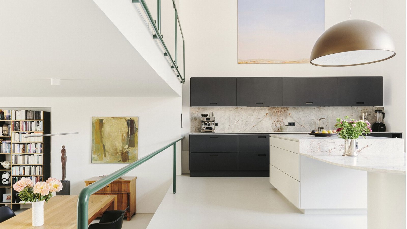 Der 1. Preis wurde an Christopher Sitzler,  Architekt aus Berlin, für das Projekt „Wohnungszusammenlegung“ in Berlin-Kreuzberg. verliehen.Foto: Franz Grünewald/Callwey Verlag