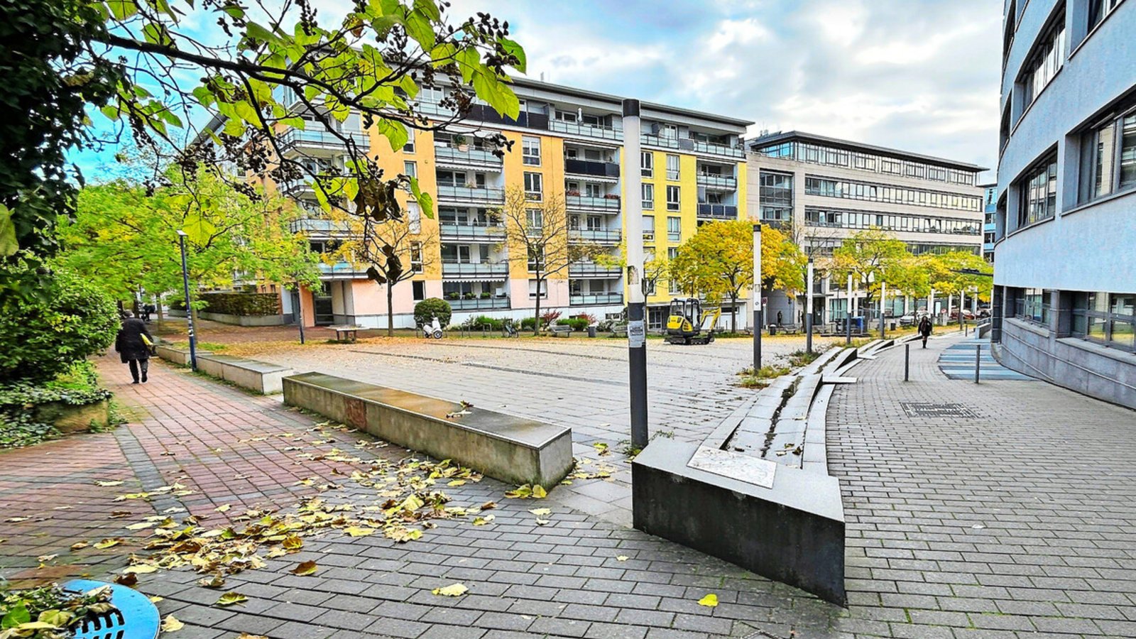 Auf diesem Platz soll bald Stuttgarts erster Miniwald wachsen.Foto: Stadt Stuttgart Auf diesem Platz soll bald Stuttgarts erster Miniwald wachsen.Foto: Stadt Stuttgart