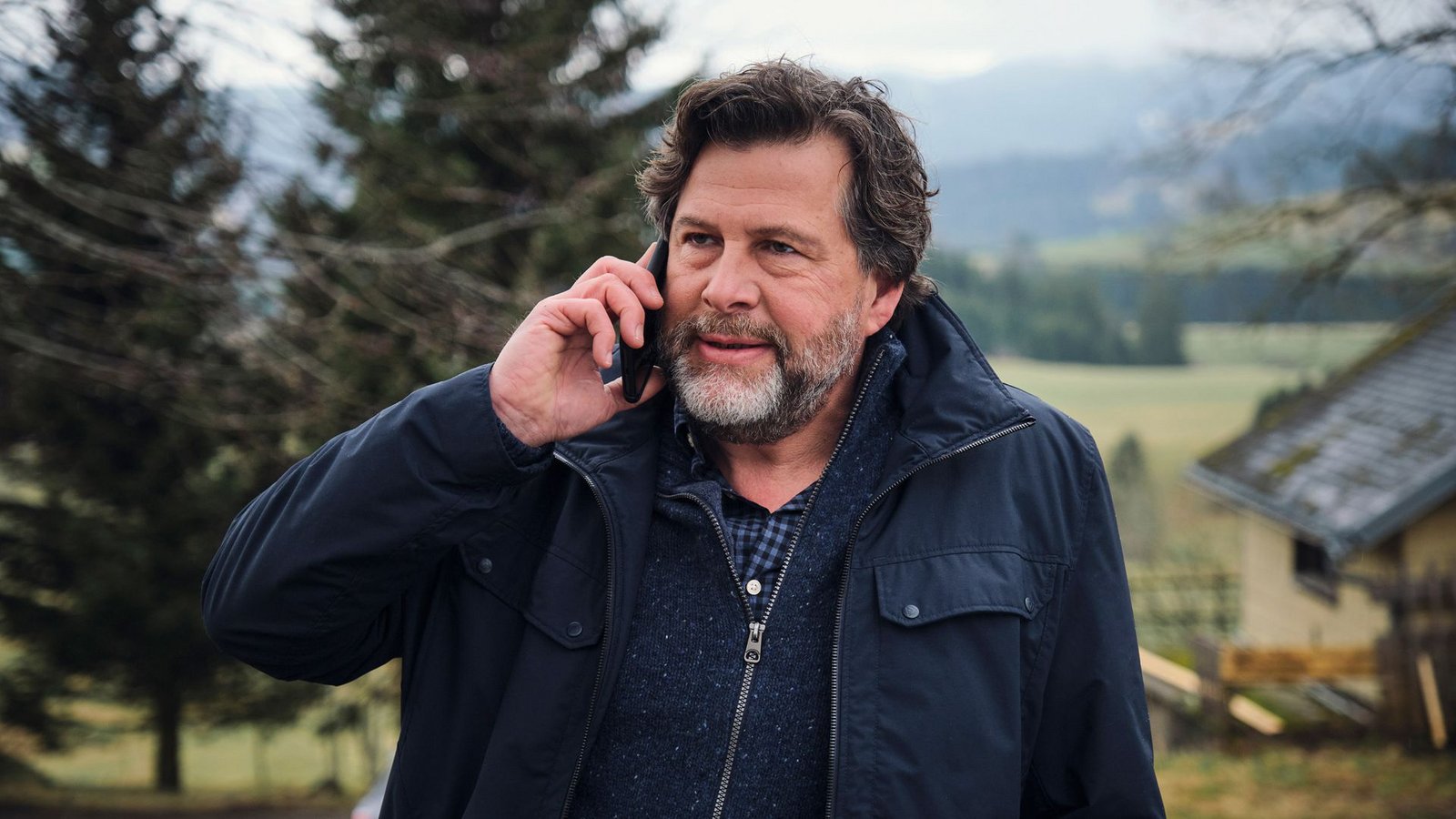Friedemann Berg muss sich mit seiner Vergangenheit auseinandersetzen.Foto: SWR/Benoît Linder Friedemann Berg muss sich mit seiner Vergangenheit auseinandersetzen.Foto: SWR/Benoît Linder