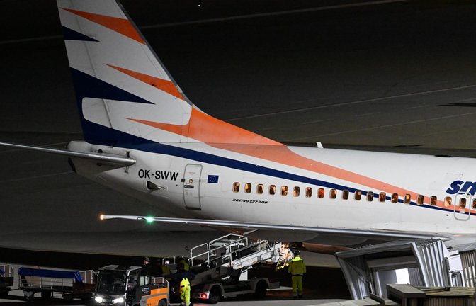 Mit Charterflügen holte die Bundesregierung afghanische Ortskräfte nach Deutschland. Aber die Programme sind gestoppt.<span class='image-autor'>Foto: Hendrik Schmidt/dpa</span>