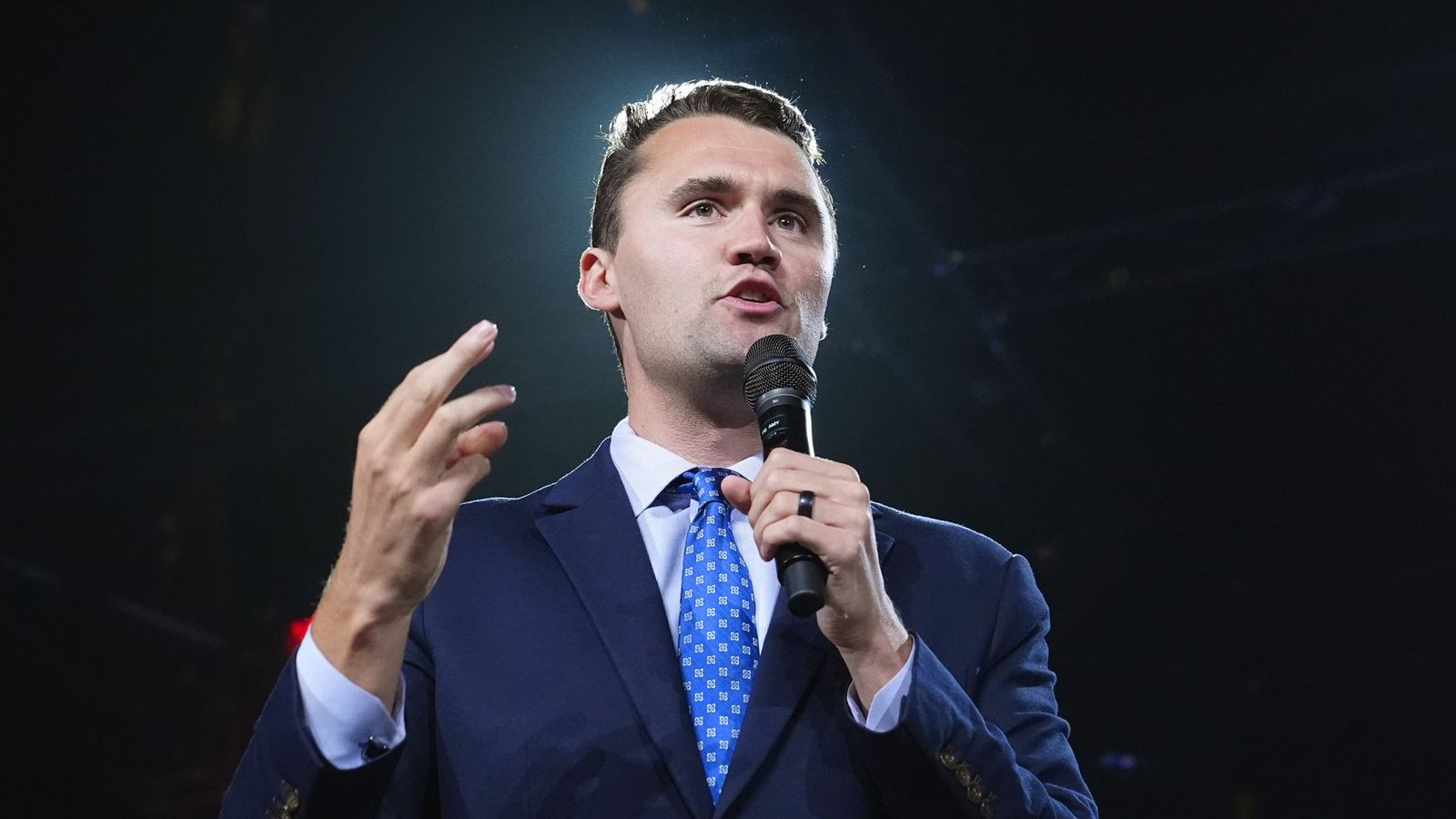 Charlie Kirk, rechtskonservativen Podcaster und Aktivist.Foto: Ross D. Franklin/AP/dpa/Ross D. Franklin Charlie Kirk, rechtskonservativen Podcaster und Aktivist.Foto: Ross D. Franklin/AP/dpa/Ross D. Franklin
