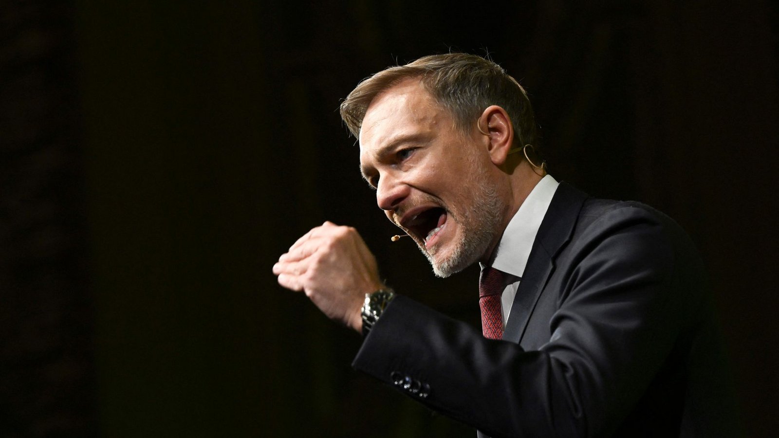 Christian Lindner spricht beim Dreikönigstreffen der FDP in Stuttgart.Foto: AFP/THOMAS KIENZLE Christian Lindner spricht beim Dreikönigstreffen der FDP in Stuttgart.Foto: AFP/THOMAS KIENZLE