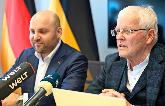 Müssen klären, wie das Geld abhanden kam: Markus Frohnmaier (links) und Emil Sänze, der Fraktionsvorsitzende der AfD im Landtag von Baden-Württemberg.<span class='image-autor'>Foto: dpa/Marijan Murat</span>