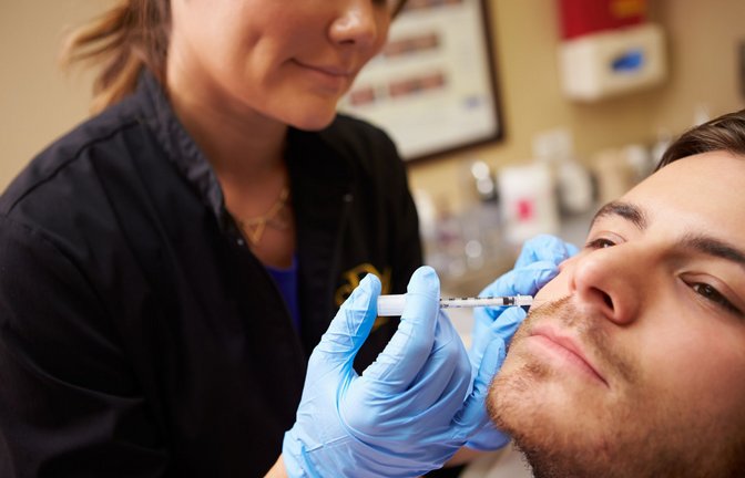 Wer darf Botox spritzen?<span class='image-autor'>Foto: imago/Stockbroker</span>