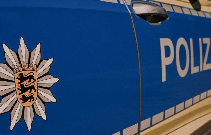 Die Polizei begleitete die Rückkehr der Cessna auf den Flugplatz. (Symbolbild)<span class='image-autor'>Foto: IMAGO/onw-images</span>
