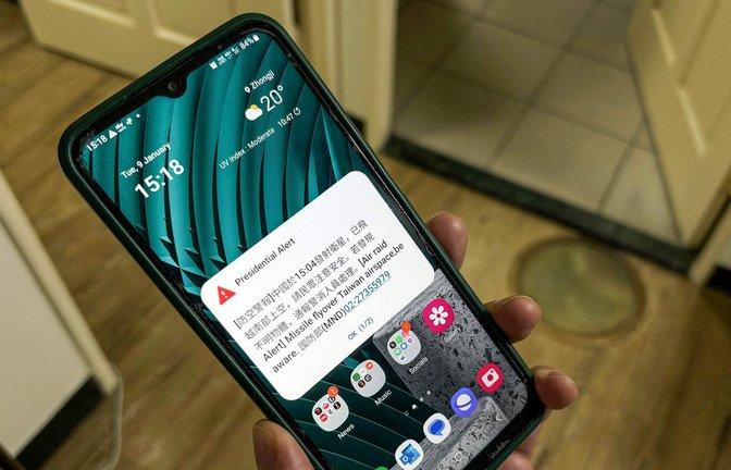 Der Notfallalarm wurde auf Handys verschickt.<span class='image-autor'>Foto: AFP/DENE CHEN</span>