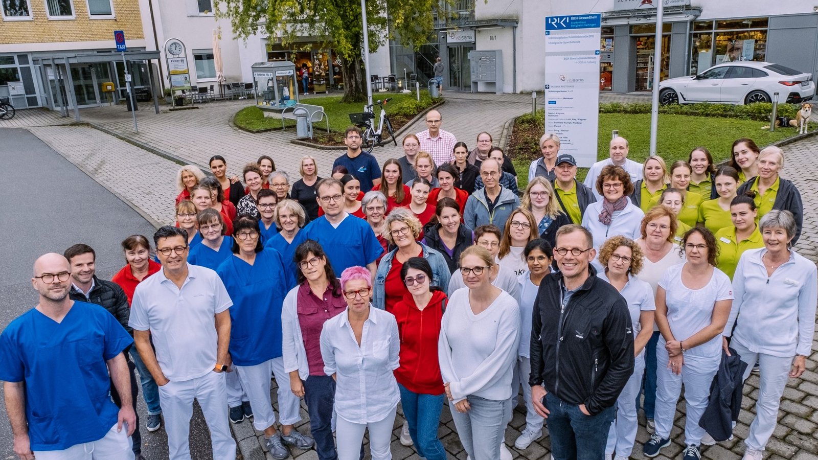 Die Mieter des Vaihinger Ärztehauses Vaisana und ihre Mitarbeiterinnen und Mitarbeiter sind in Sorge um ihre Arbeitsstätte. Insgesamt sind am Standort mehr als 125 Menschen beschäftigt. Die Regionale Kliniken Holding RKH GmbH plant den Verkauf des Areals. Die Ärzteschaft appelliert an OB Uwe Skrzypek, sich für den Erhalt der medizinischen Versorgung stark zu machen.  Foto: p