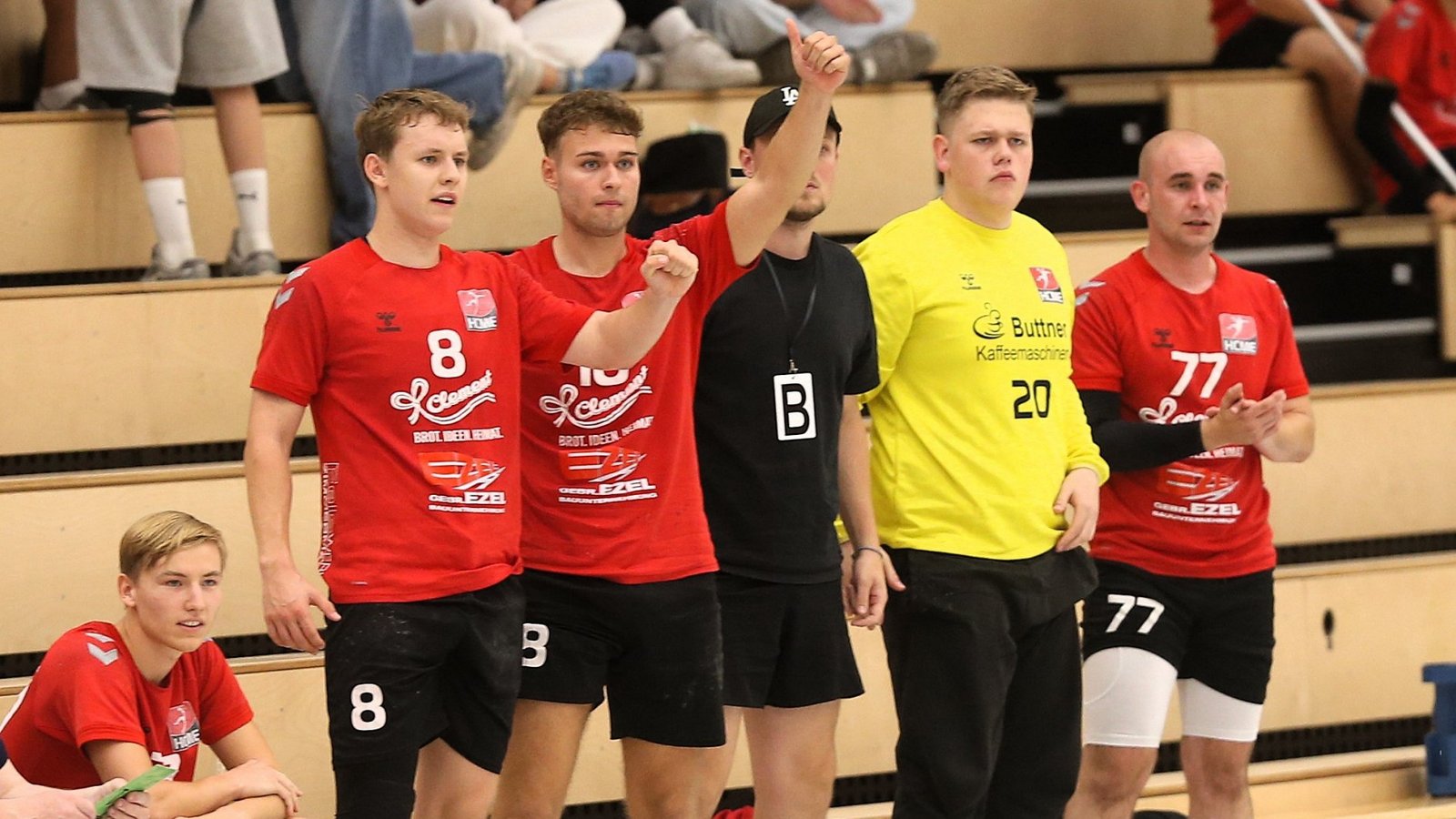 Endlich einmal wieder jubeln möchte die Bank des HC Metter-Enz am Wochenende. Foto: Küppers