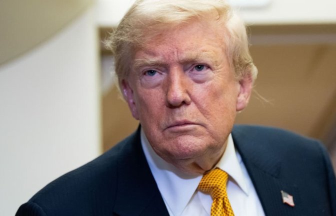 Ausweg gesucht: Der Iran-Krieg belastet die Beliebtheit von US-Präsident Donald Trump.<span class='image-autor'>Alex Brandon/AP photo/dpa</span>