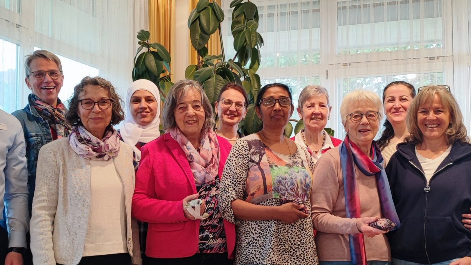 Nette Idee: Die Hospizgruppe lässt vom Nähstübchen Handschmeichler fürs Karl-Gerok-Stift fertigen. Foto: p Nette Idee: Die Hospizgruppe lässt vom Nähstübchen Handschmeichler fürs Karl-Gerok-Stift fertigen. Foto: p