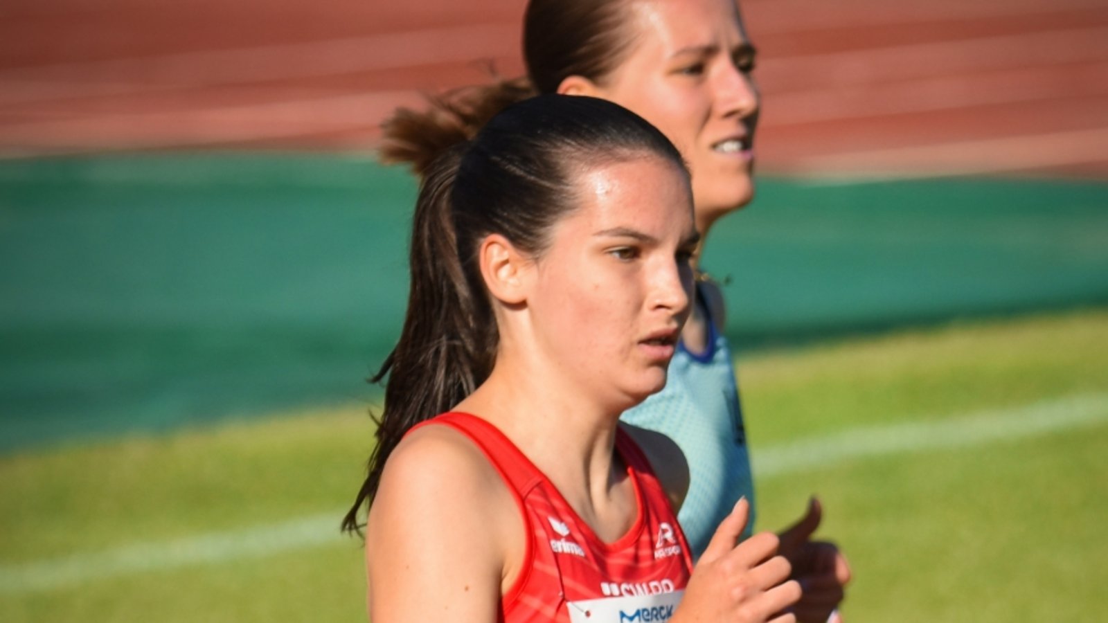 Chiara Heidinger legt einen starken Schlussspurt hin, überrennt fünf Konkurrentinnen und gewinnt mit Bestzeit. Foto: privat Chiara Heidinger legt einen starken Schlussspurt hin, überrennt fünf Konkurrentinnen und gewinnt mit Bestzeit. Foto: privat