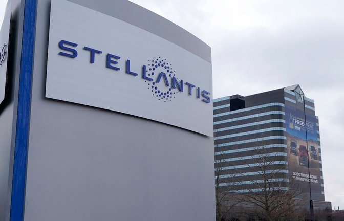 Der Autokonzern Stellantis organisiert sein Europa-Geschäft neu.<span class='image-autor'>Foto: Carlos Osorio/AP/dpa</span>