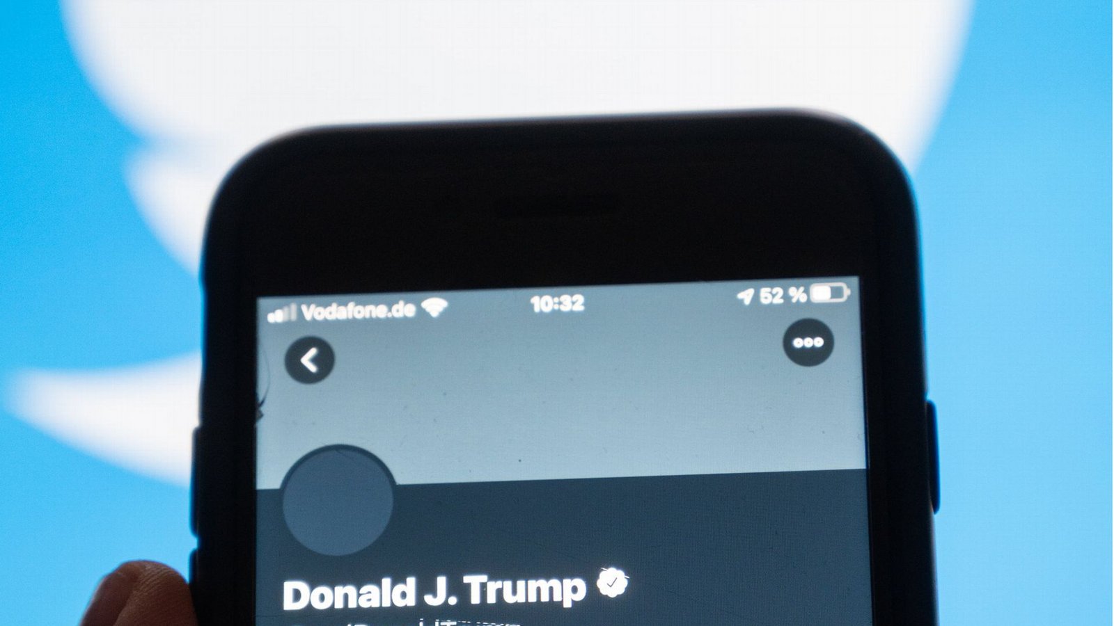Im Januar 2021 sperrte Twitter Donald Trumps Account. Die Abstimmung über seine Rückkehr anderthalb Jahre später ist nicht repräsentativ.Foto: dpa/Christophe Gateau Im Januar 2021 sperrte Twitter Donald Trumps Account. Die Abstimmung über seine Rückkehr anderthalb Jahre später ist nicht repräsentativ.Foto: dpa/Christophe Gateau