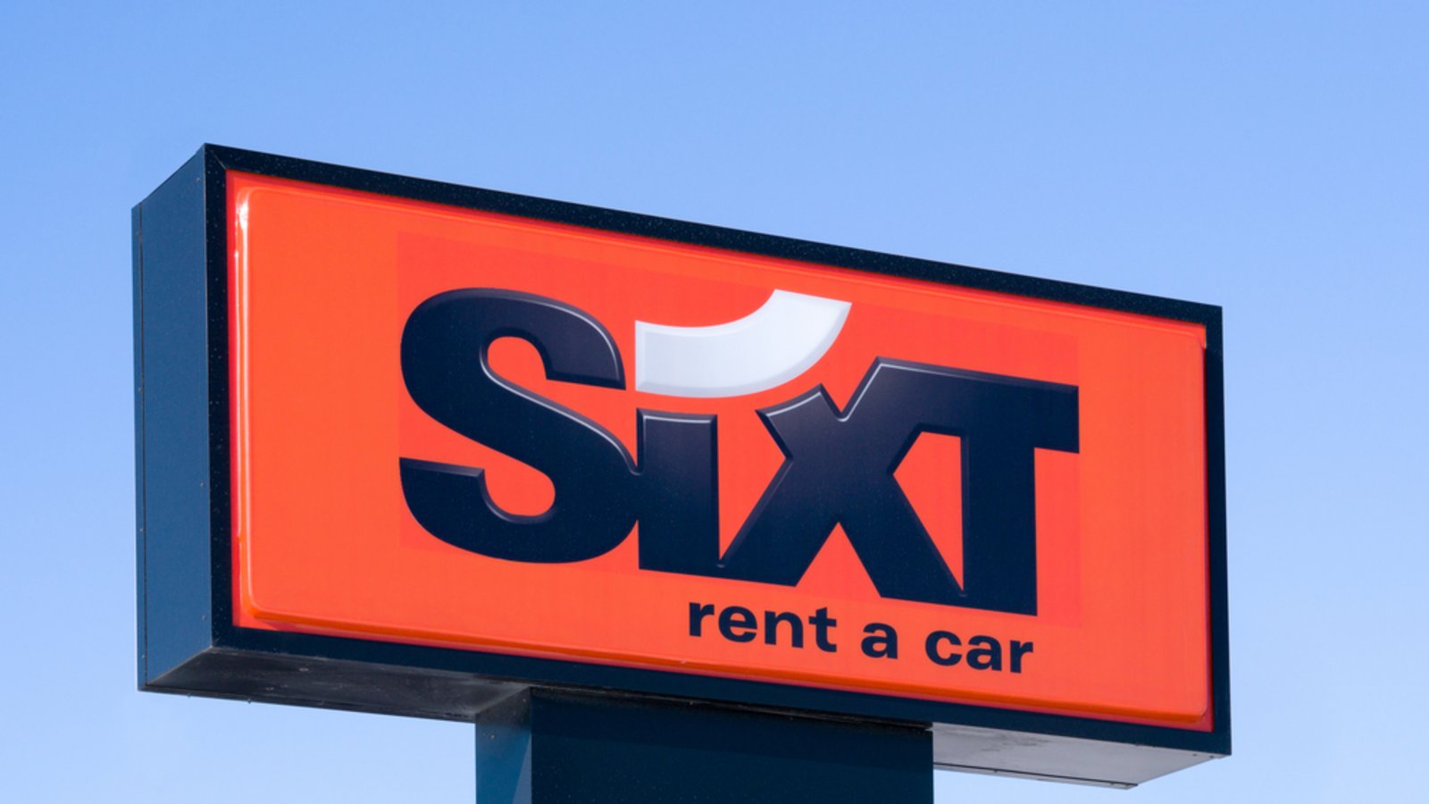 Sixt ist international tätig.Foto: Ken Wolter / shutterstock.com