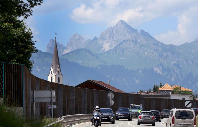 Fernpass-Bundesstraße (B179) bei Bichlbach.<span class='image-autor'>Foto: Karl-Josef Hildenbrand/dpa</span>